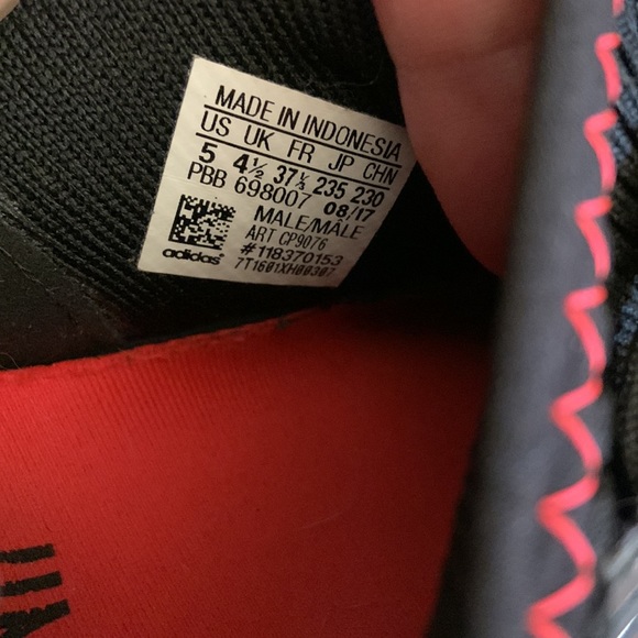 Adidas Predator Youth Mens Cleats - Picture 12 of 16